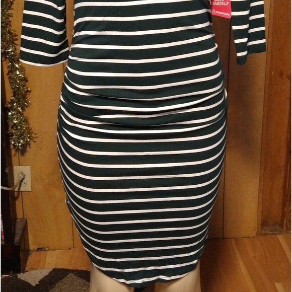 Green Shirt Dress With Slits - Picture 7 of 12